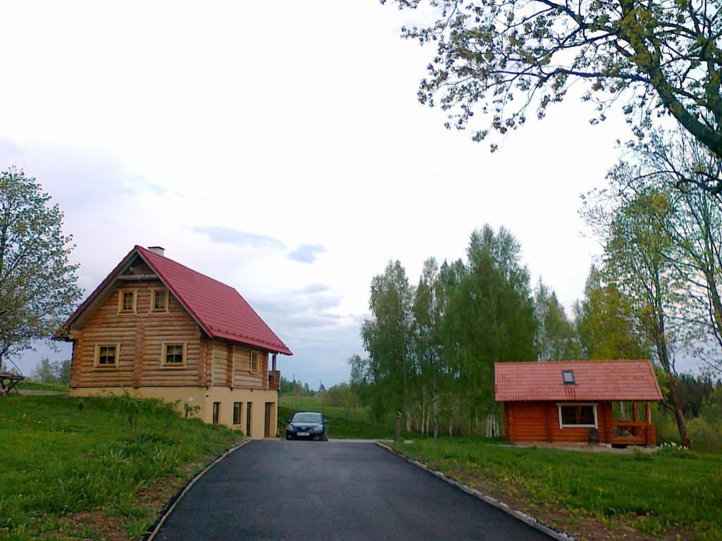 Tigete Holiday Cottage Lootvina Exterior photo